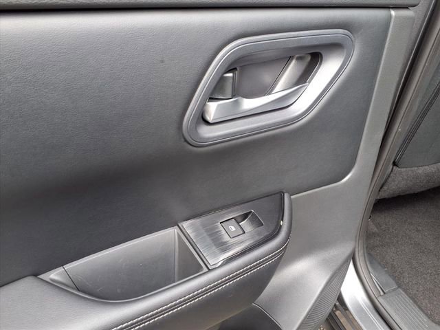 Certified 2024 Nissan Rogue SV AWD/4WD image 18