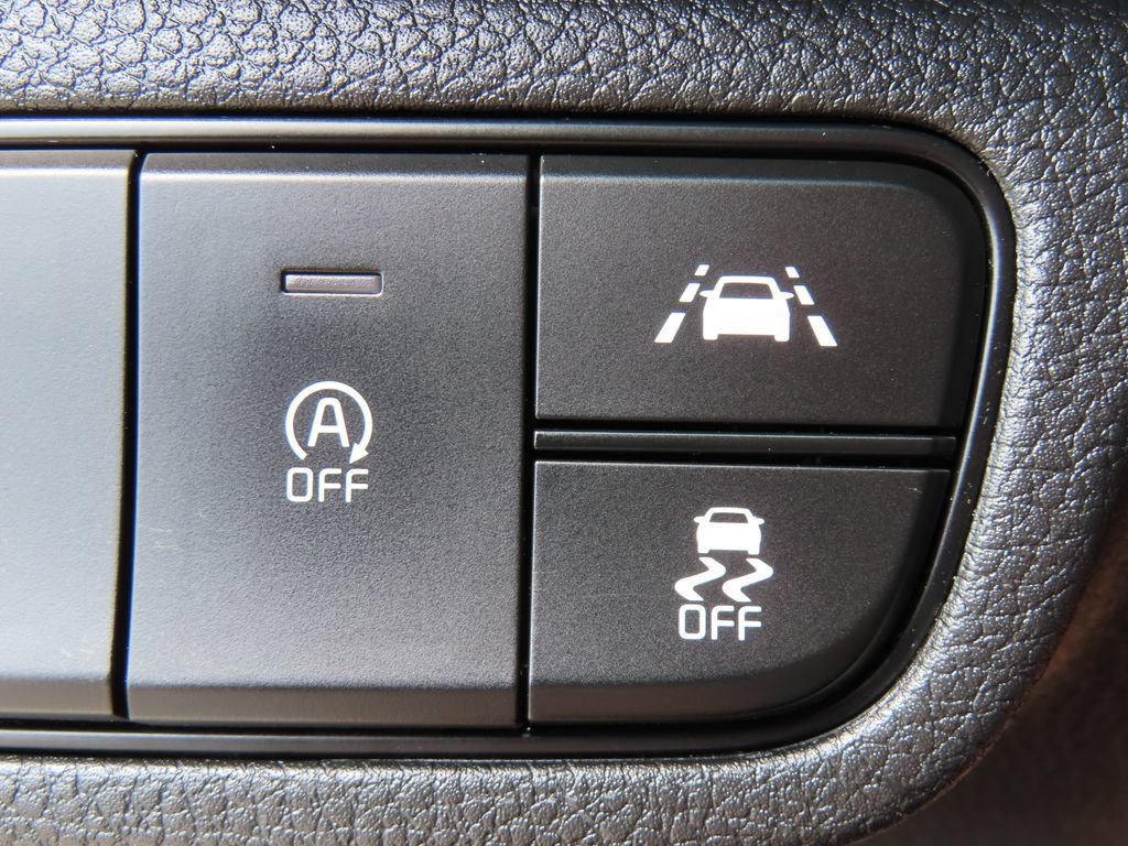 Certified 2023 Kia Seltos S w/ Navigation Package AWD/4WD image 14