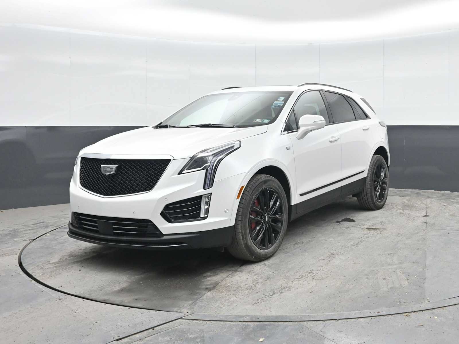 New 2026 Cadillac XT5 Sportv w/ LPO, Onyx Lite Package AWD/4WD image 5