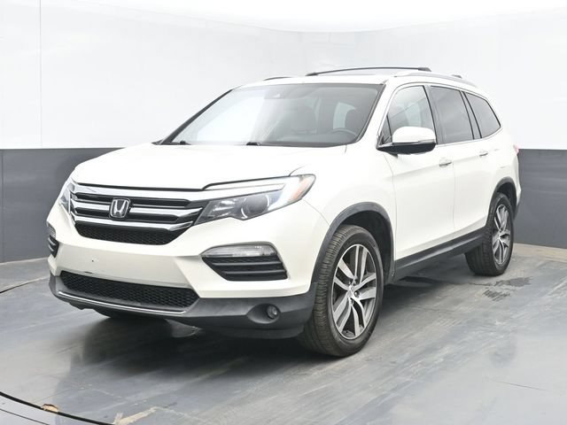 Used 2016 Honda Pilot Touring image 5