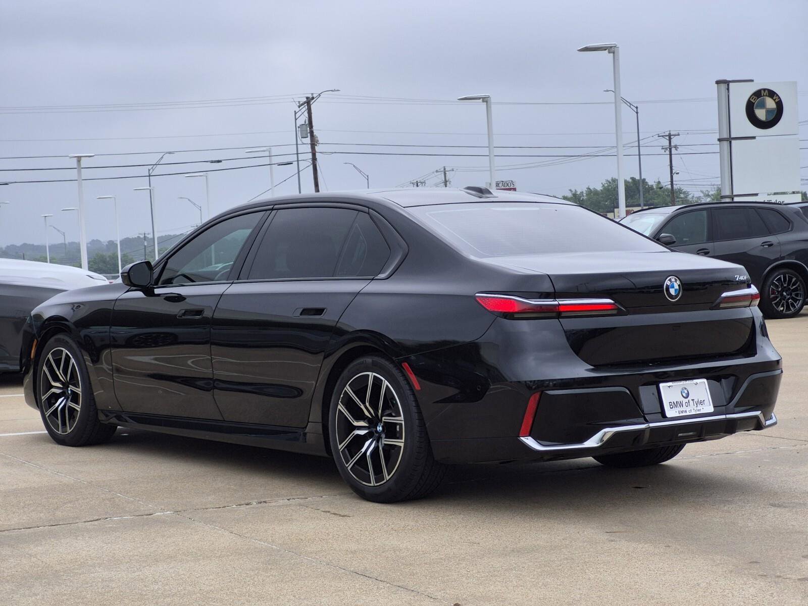 Certified 2024 BMW 740i RWD image 6
