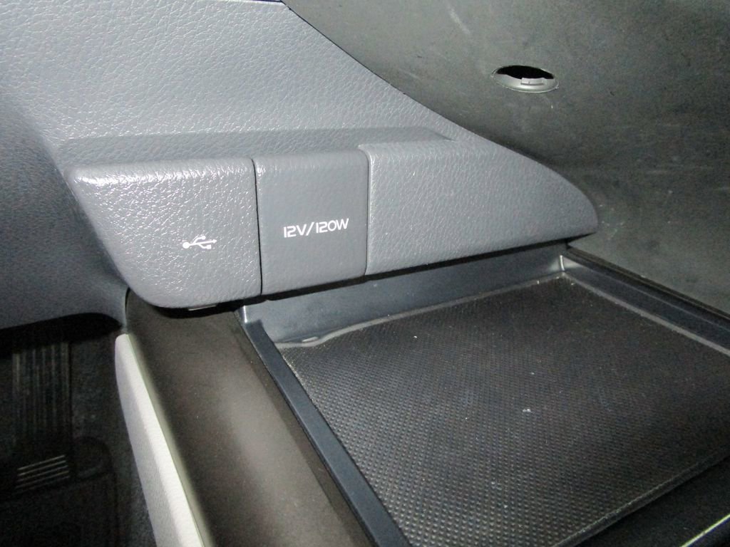 Used 2022 Toyota Camry LE image 33