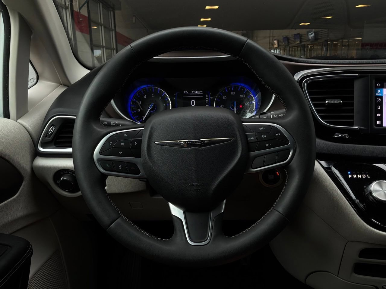 Used 2024 Chrysler Voyager LX FWD image 38