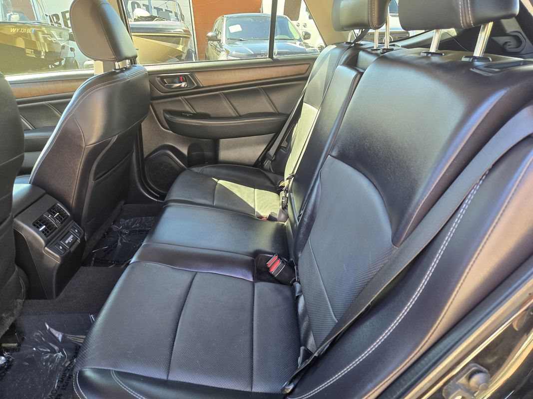 Used 2018 Subaru Outback 2.5i Limited AWD/4WD image 21