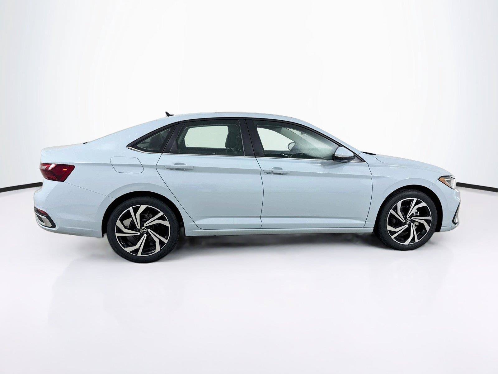 New 2027 Volkswagen Jetta SEL FWD image 8