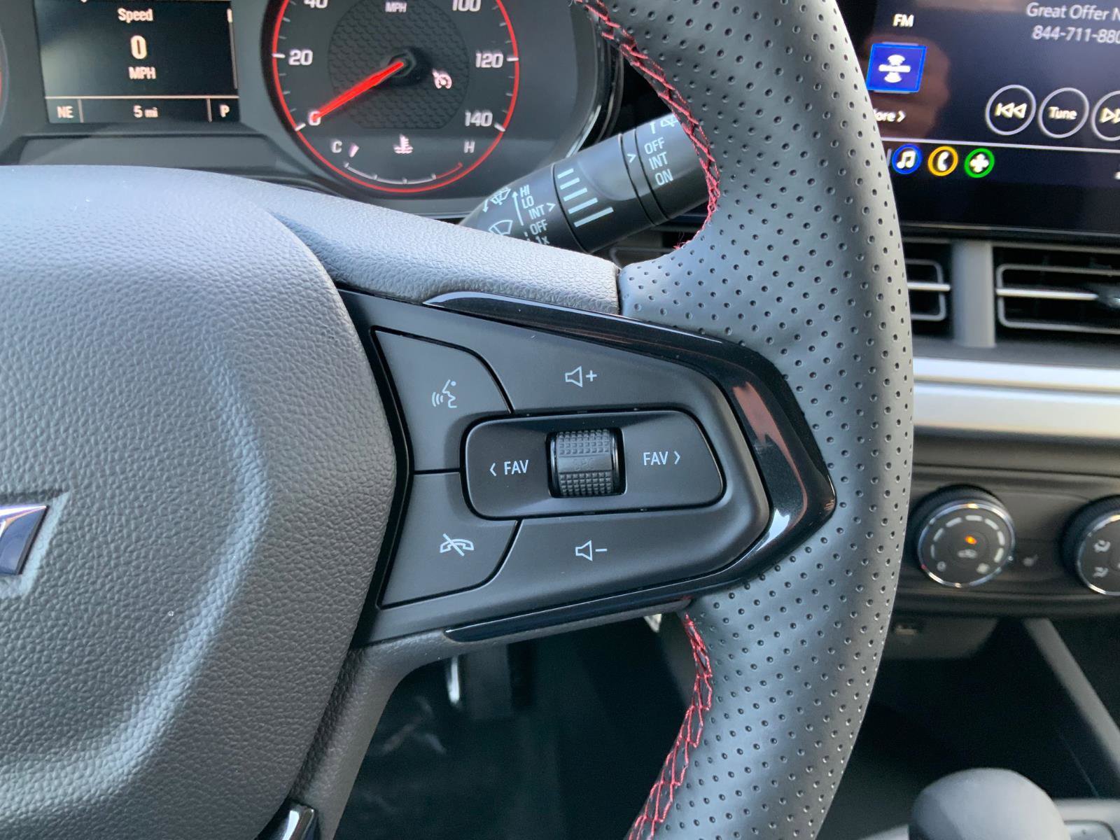 New 2026 Chevrolet Trax RS w/ Driver Confidence Package image 19