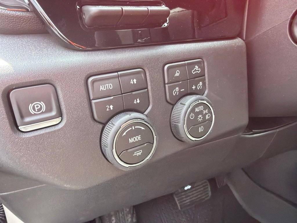 New 2026 Chevrolet Silverado 1500 ZR2 AWD/4WD image 16