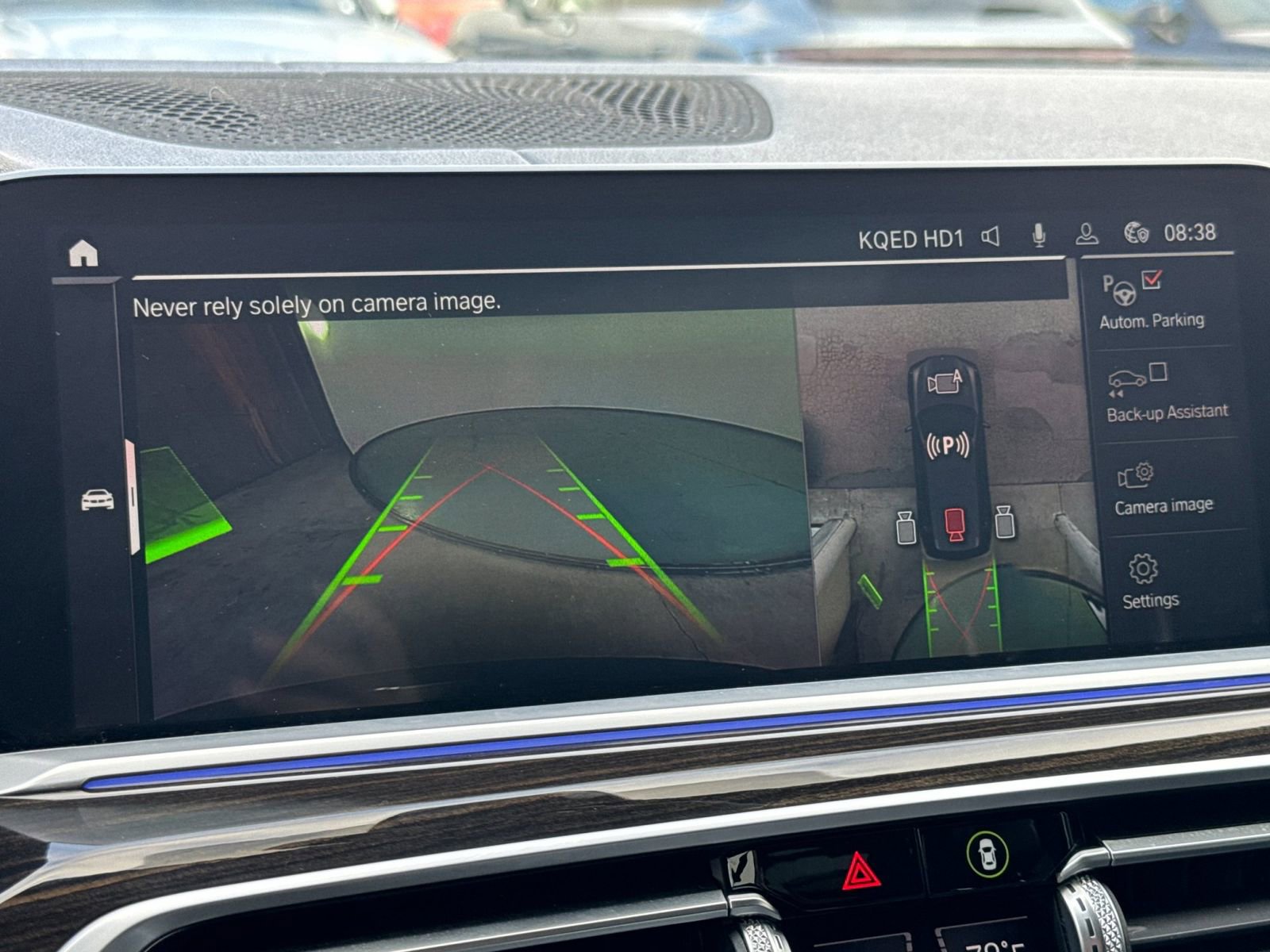 Used 2021 BMW X7 xDrive40i w/ Premium Package image 23