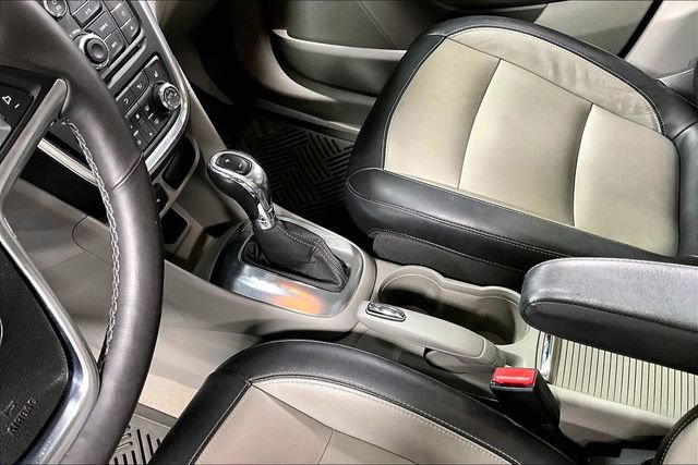 Used 2015 Buick Encore Premium w/ Experience Buick Package FWD image 18