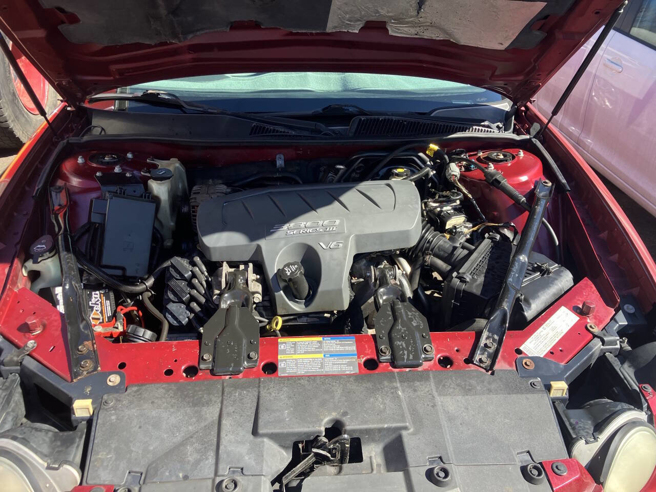 Used 2005 Buick LaCrosse CX w/ Silver Convenience Package image 27