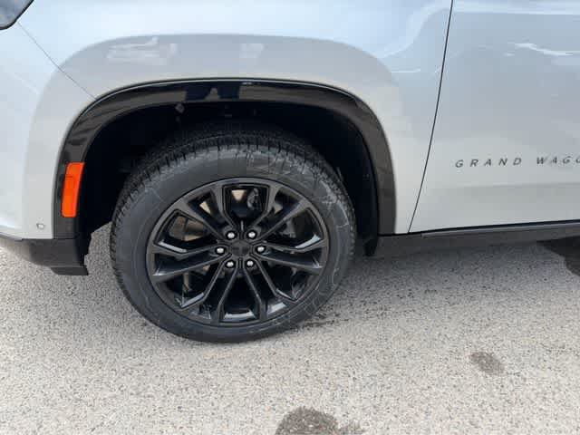 New 2026 Jeep Grand Wagoneer Summit AWD/4WD image 20