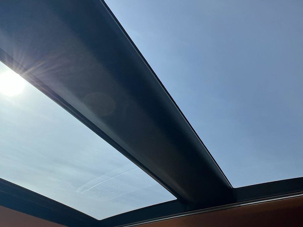 Used 2022 Lexus ES 350 Ultra Luxury image 13