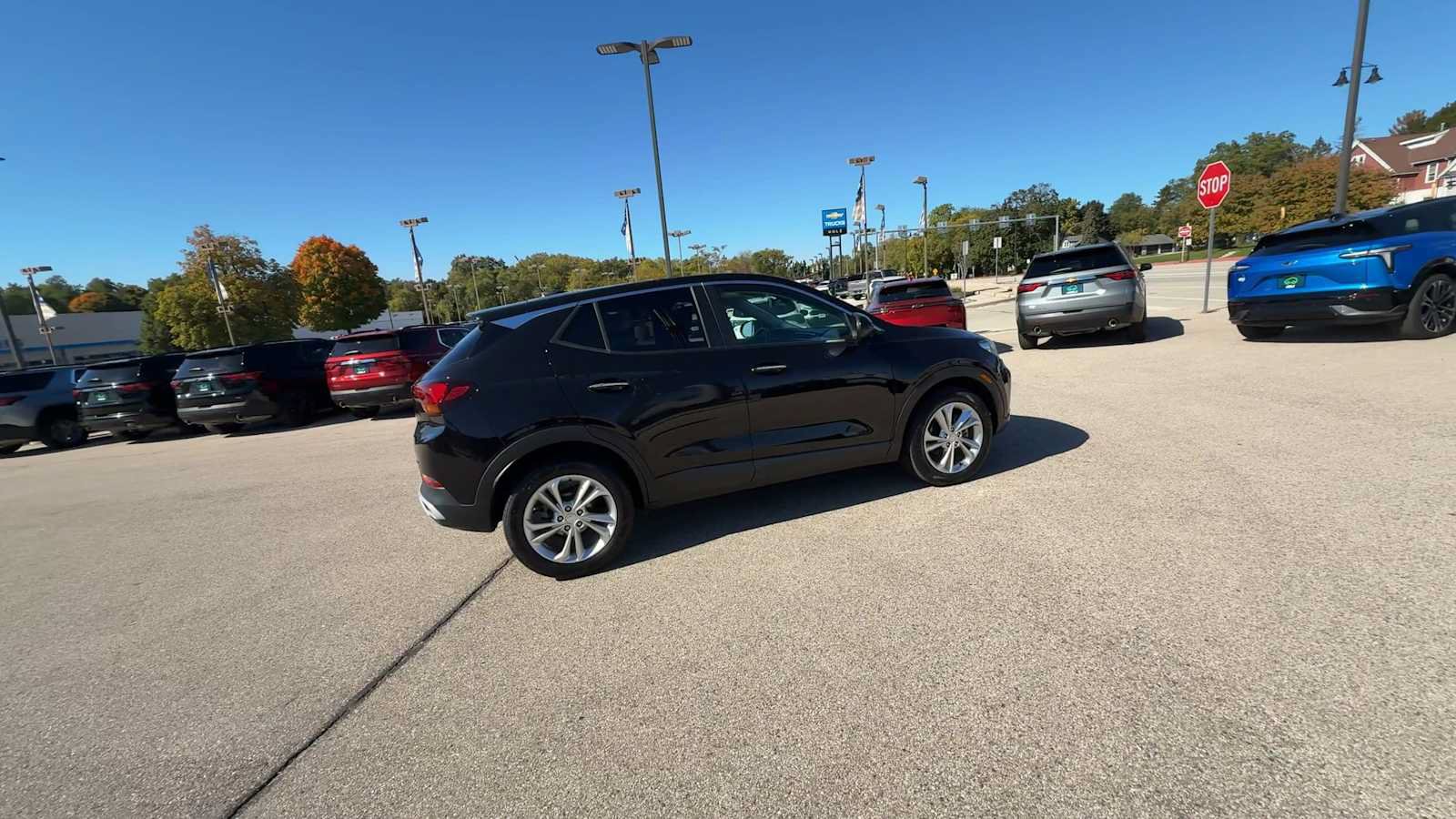 Certified 2023 Buick Encore GX Preferred w/ Cold Weather Comfort Package FWD image 8