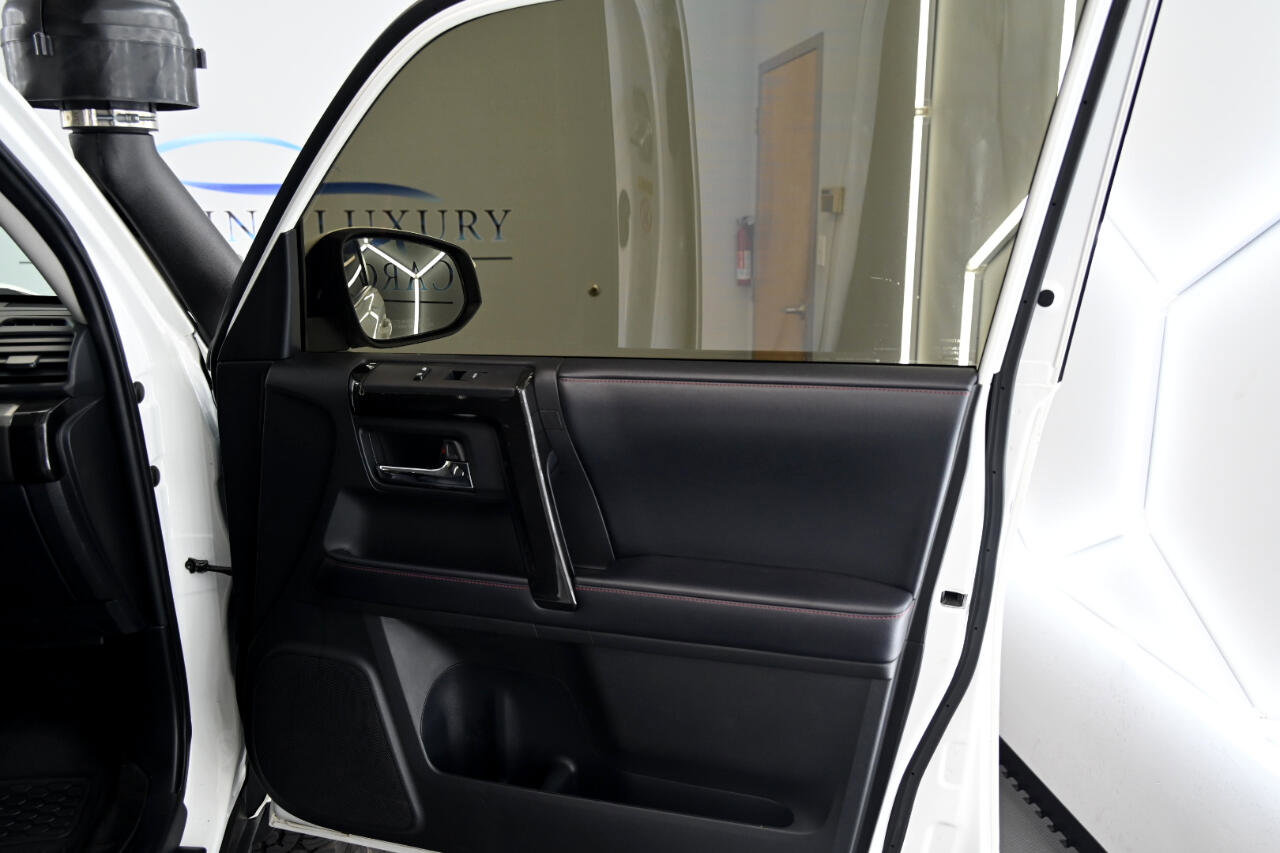 Used 2018 Toyota 4Runner TRD Off-Road Premium image 26