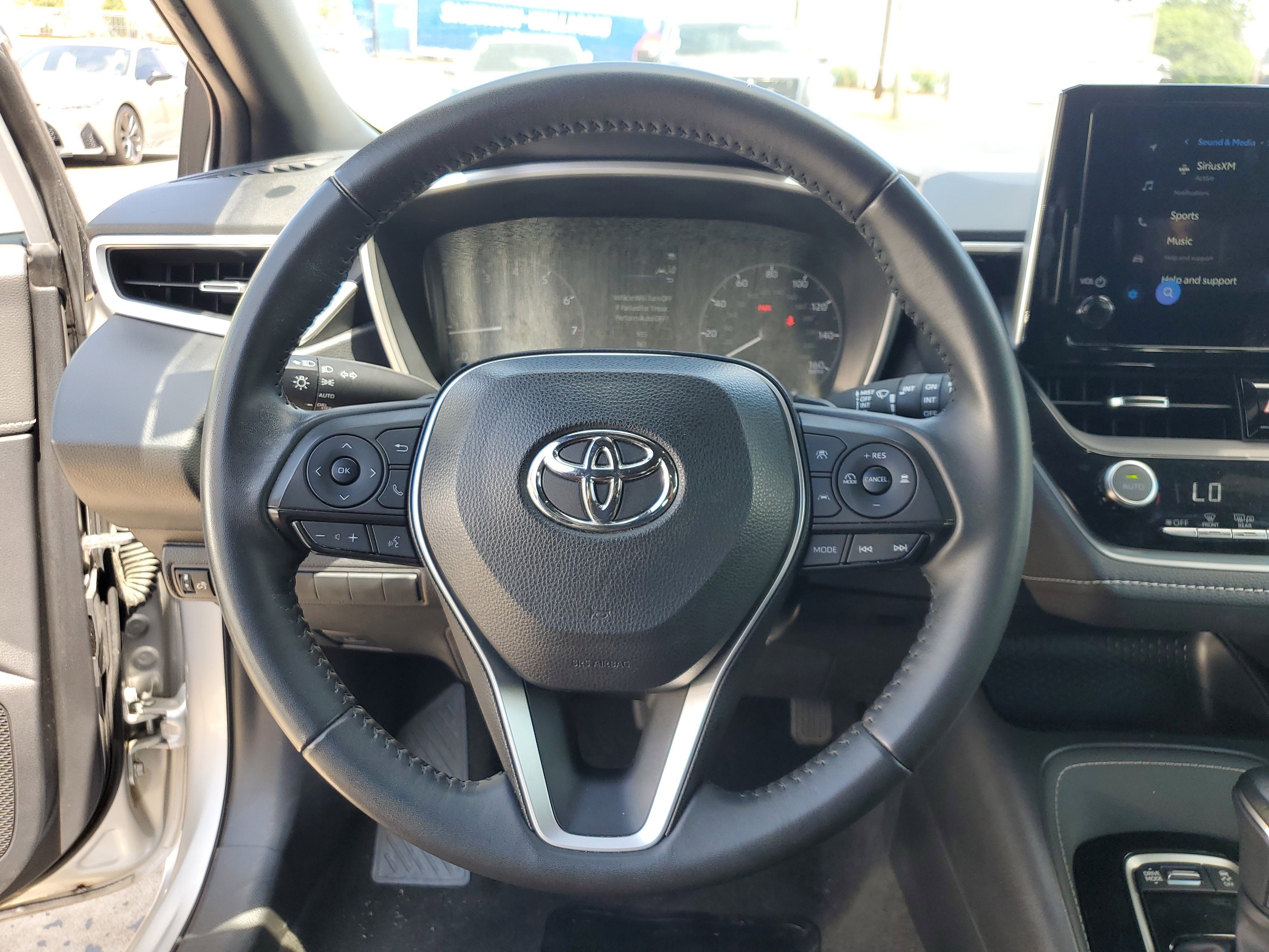 Used 2023 Toyota Corolla SE FWD image 25