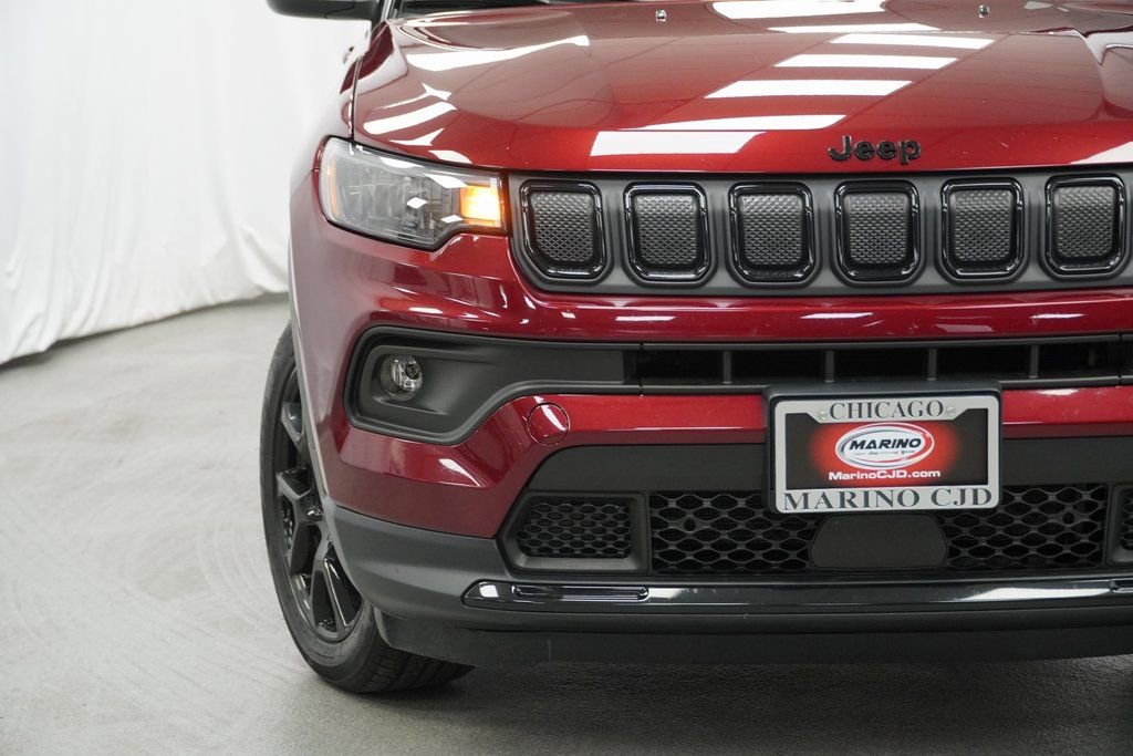 Certified 2022 Jeep Compass Latitude w/ Convenience Group AWD/4WD image 8