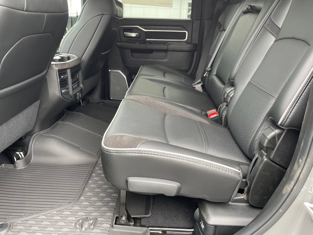 New 2026 RAM 2500 Laramie AWD/4WD image 14