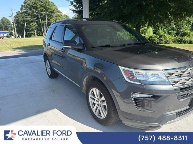 Used 2018 Ford Explorer XLT w/ Equipment Group 202A AWD/4WD image 1