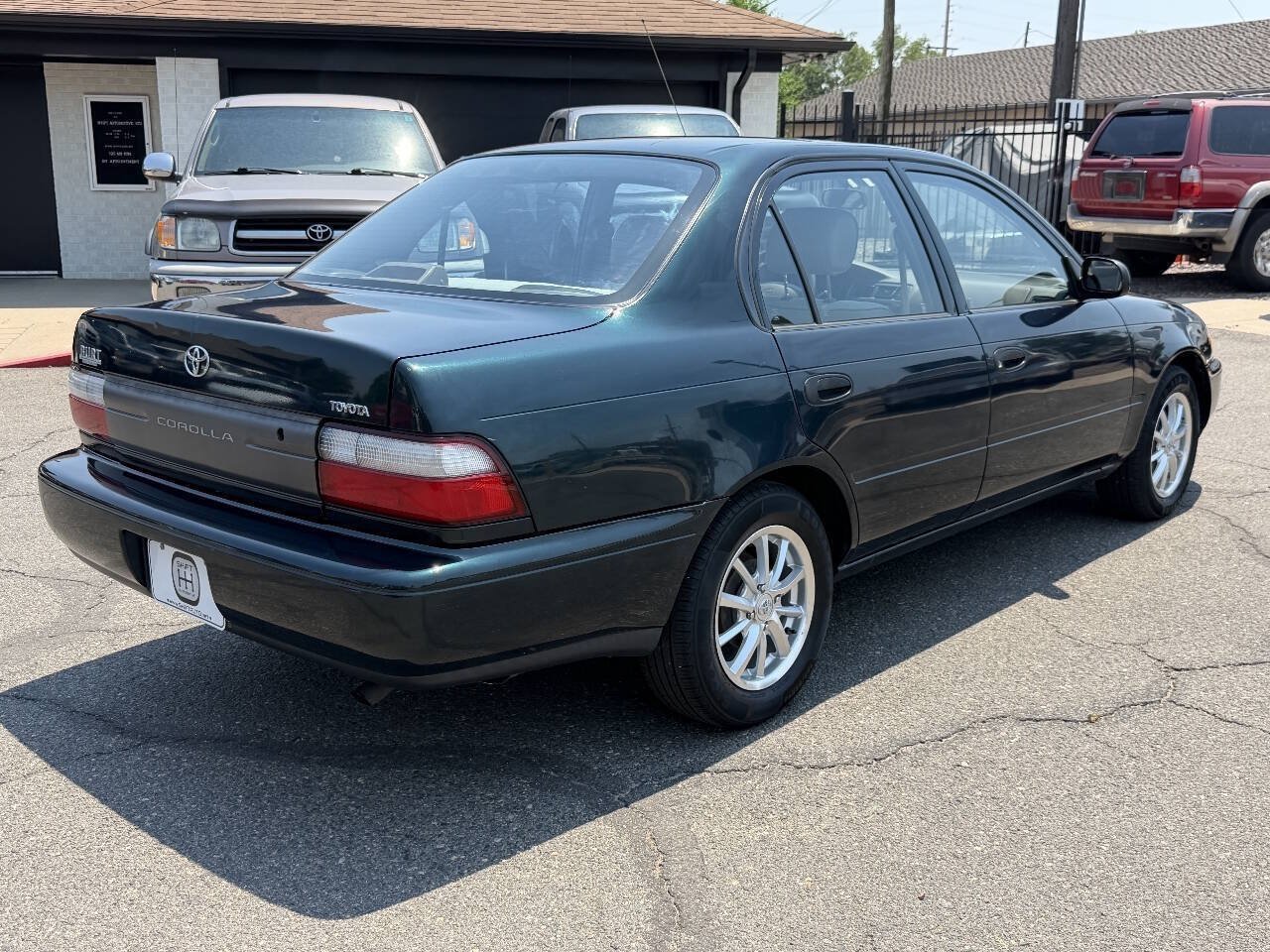 Used 1996 Toyota Corolla FWD image 21