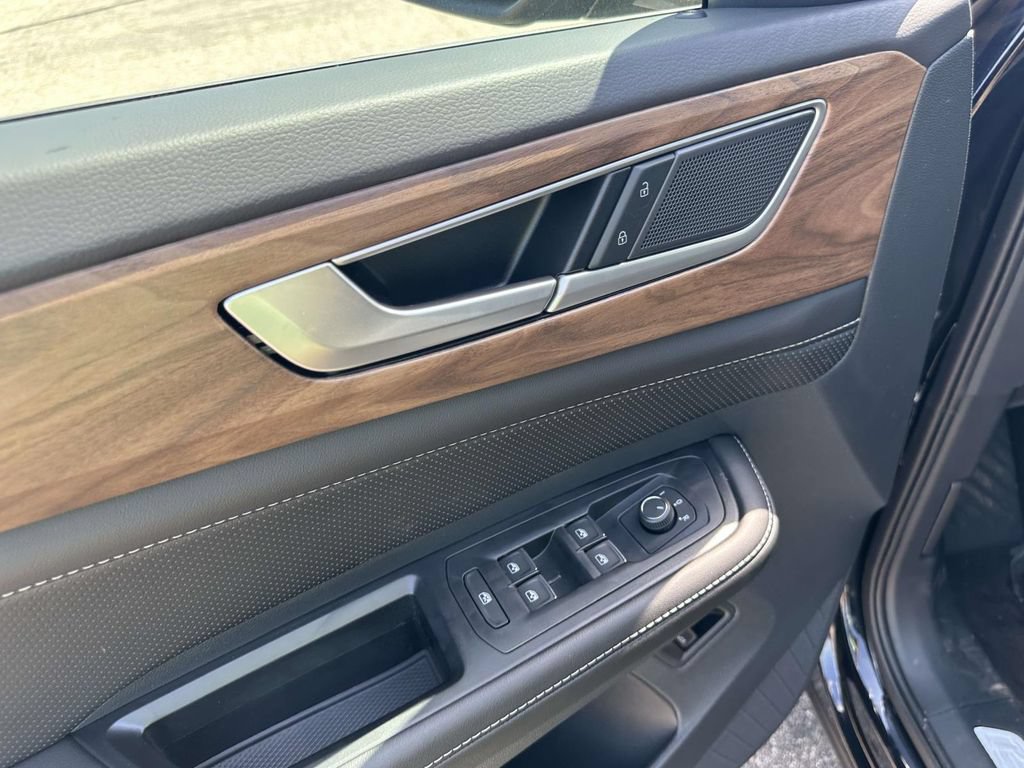 New 2026 Volkswagen Atlas SE AWD/4WD image 12