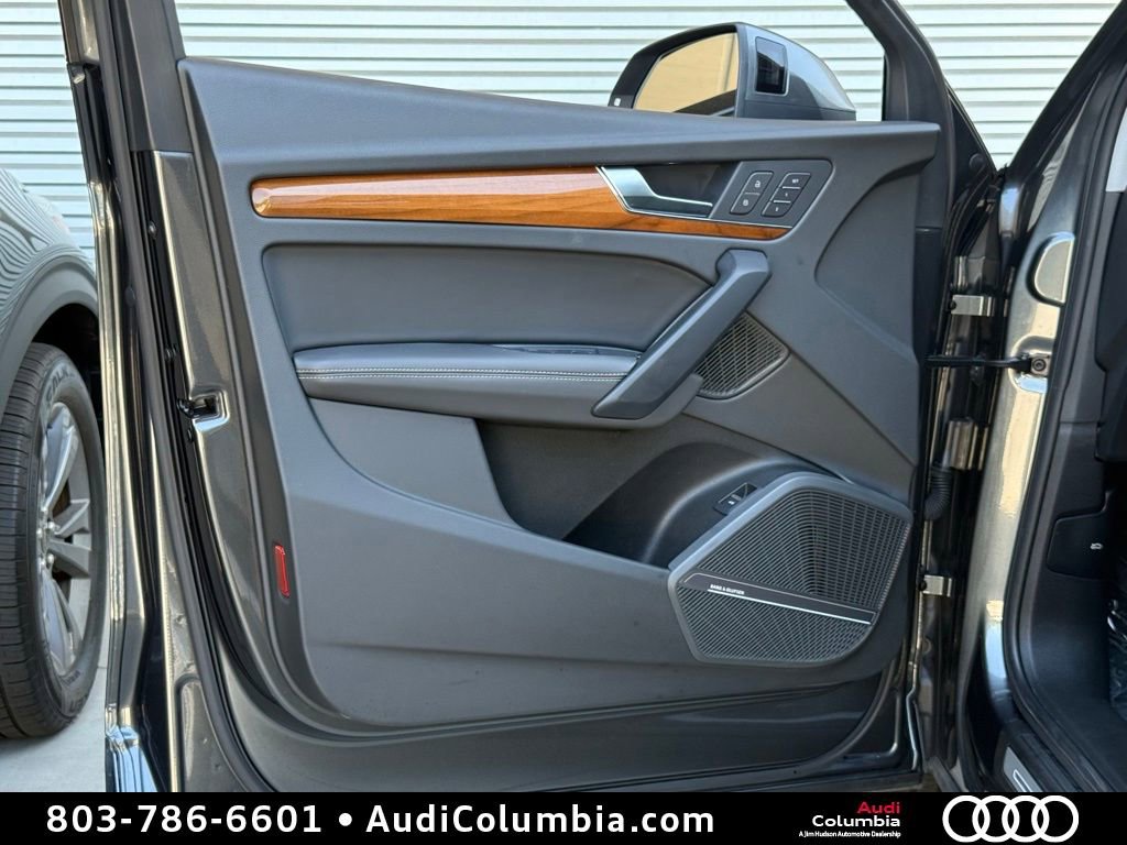 Used 2023 Audi Q5 2.0T Prestige AWD/4WD image 21