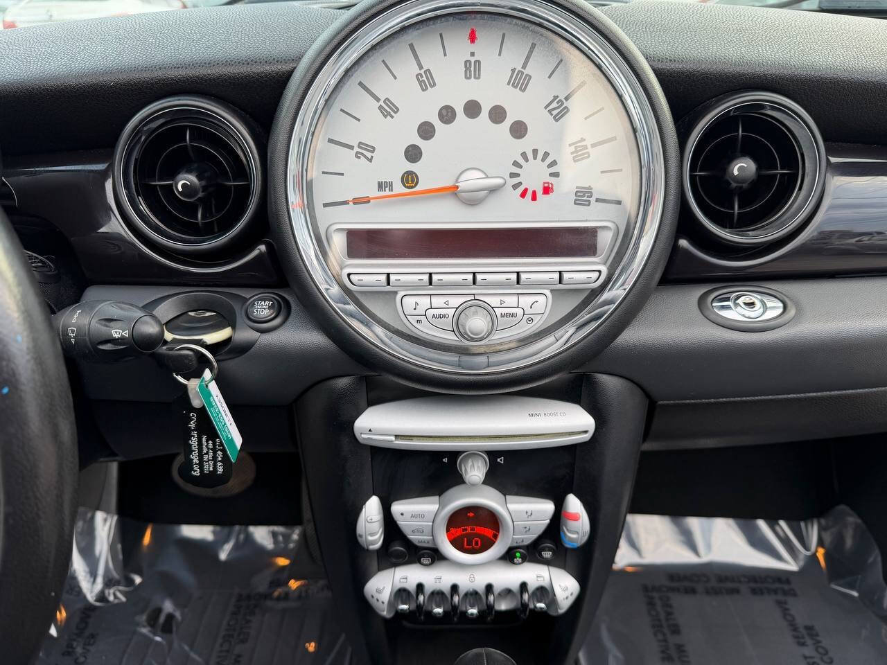Used 2009 MINI Cooper Convertible FWD image 16