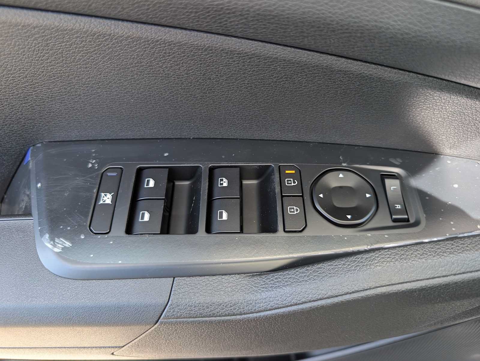 New 2026 Kia Sportage LX w/ LX Convenience Package AWD/4WD image 30