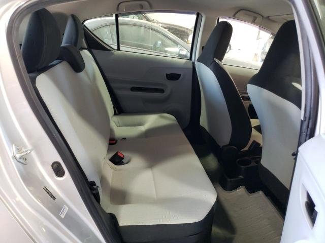 Used 2014 Toyota Prius C One image 11