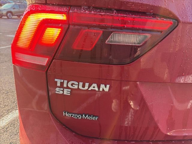 Used 2019 Volkswagen Tiguan SE w/ Panoramic Sunroof Package image 10