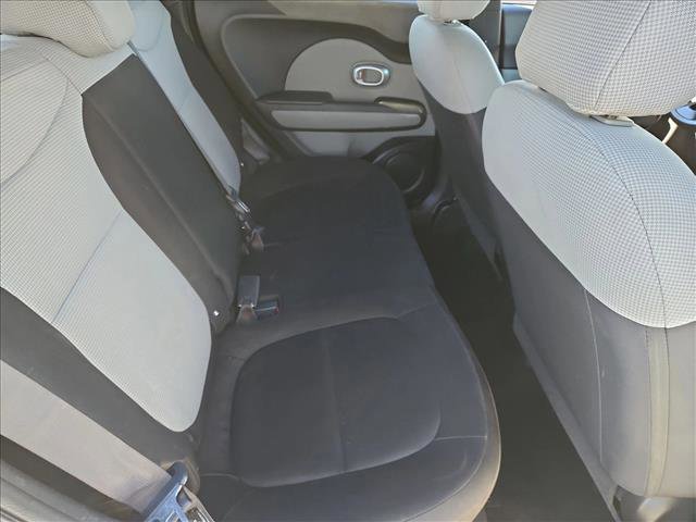Used 2016 Kia Soul Base image 22