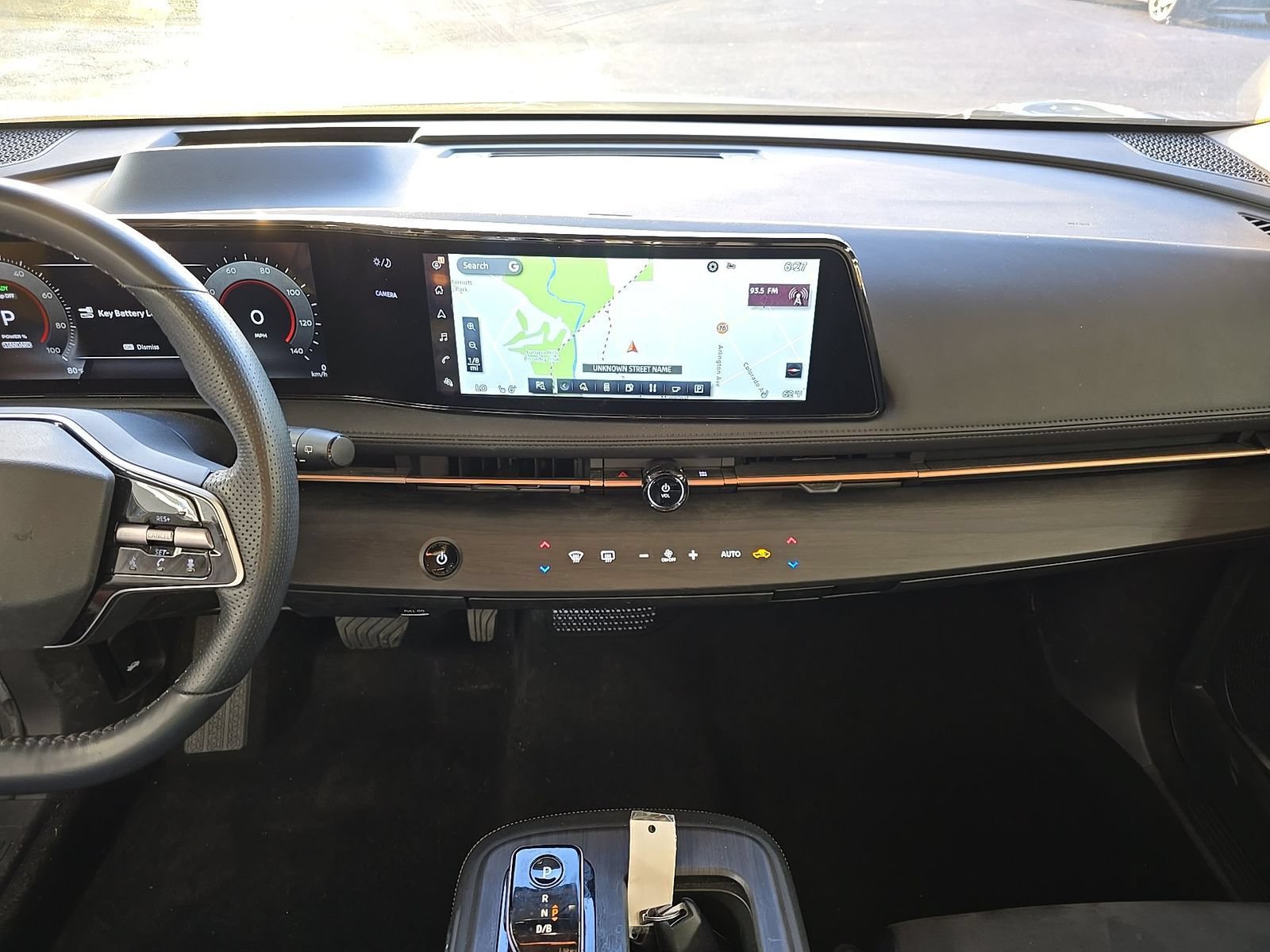 Used 2023 Nissan Ariya FWD image 8