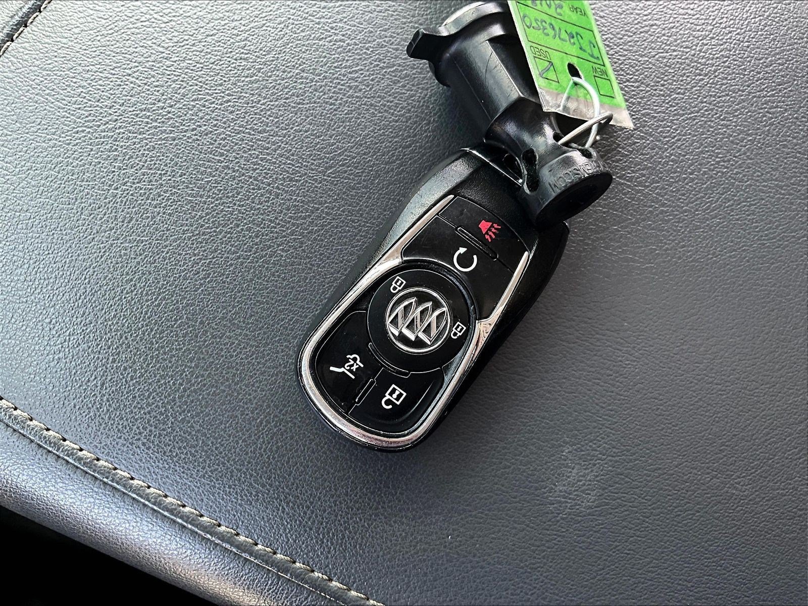 Used 2018 Buick Enclave Essence FWD image 35