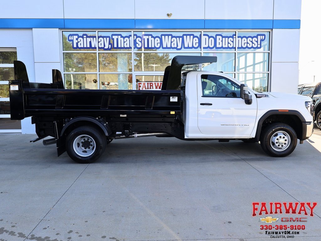 New 2025 GMC Sierra 3500 Pro w/ Convenience Package image 1