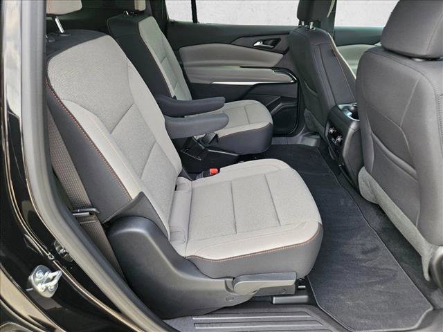 Used 2026 Chevrolet Traverse LT w/ Driver Confidence Package image 19