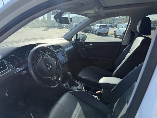 Used 2018 Volkswagen Tiguan SEL image 5