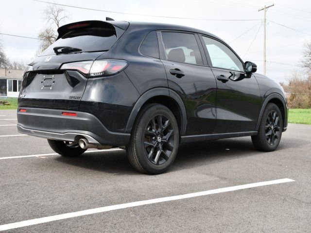 Used 2023 Honda HR-V Sport image 7