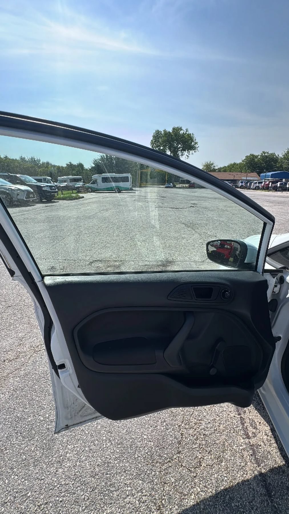 Used 2016 Ford Fiesta S FWD image 10