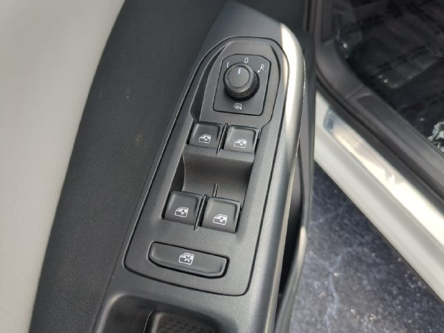 Used 2022 Volkswagen Taos SE FWD image 20