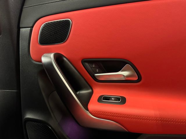 Used 2025 Mercedes-Benz CLA 250 image 39