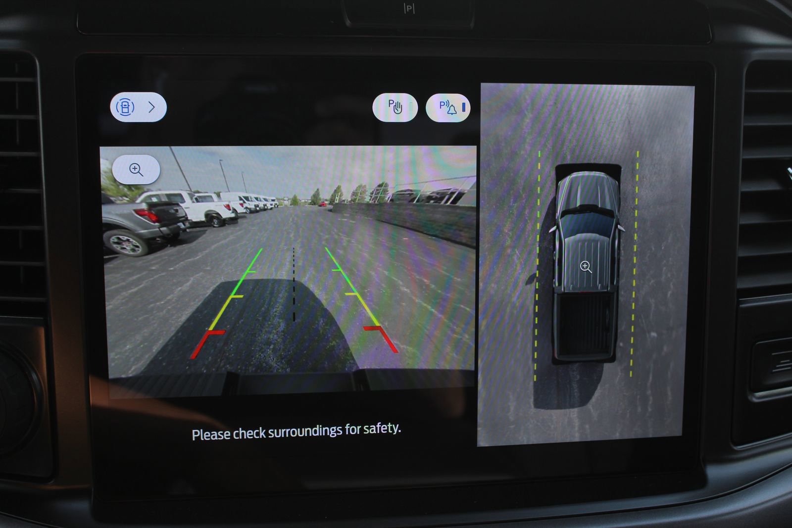 New 2025 Ford F150 XLT w/ Equipment Group 302A MID image 32