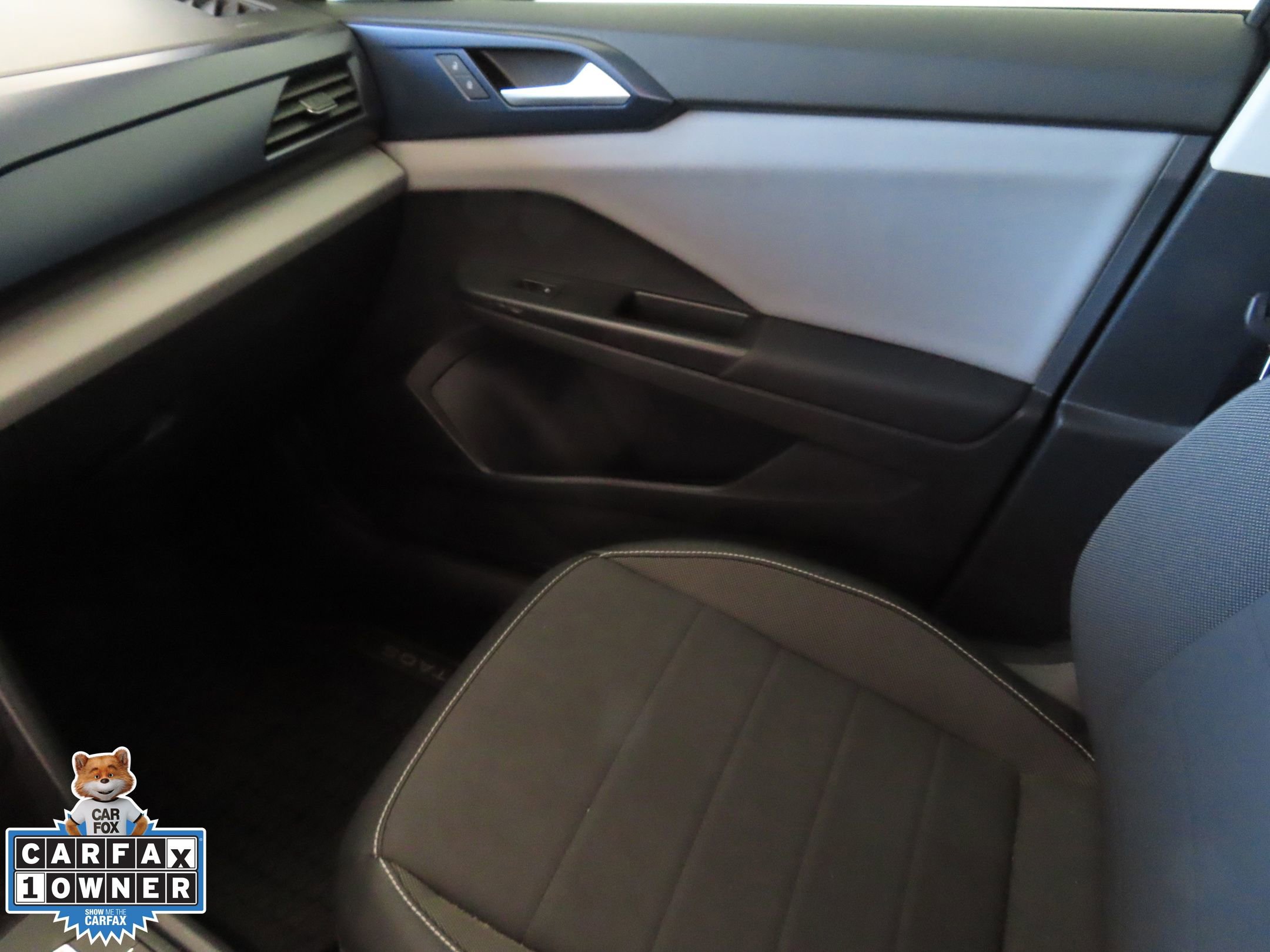 Certified 2022 Volkswagen Taos SE FWD image 21