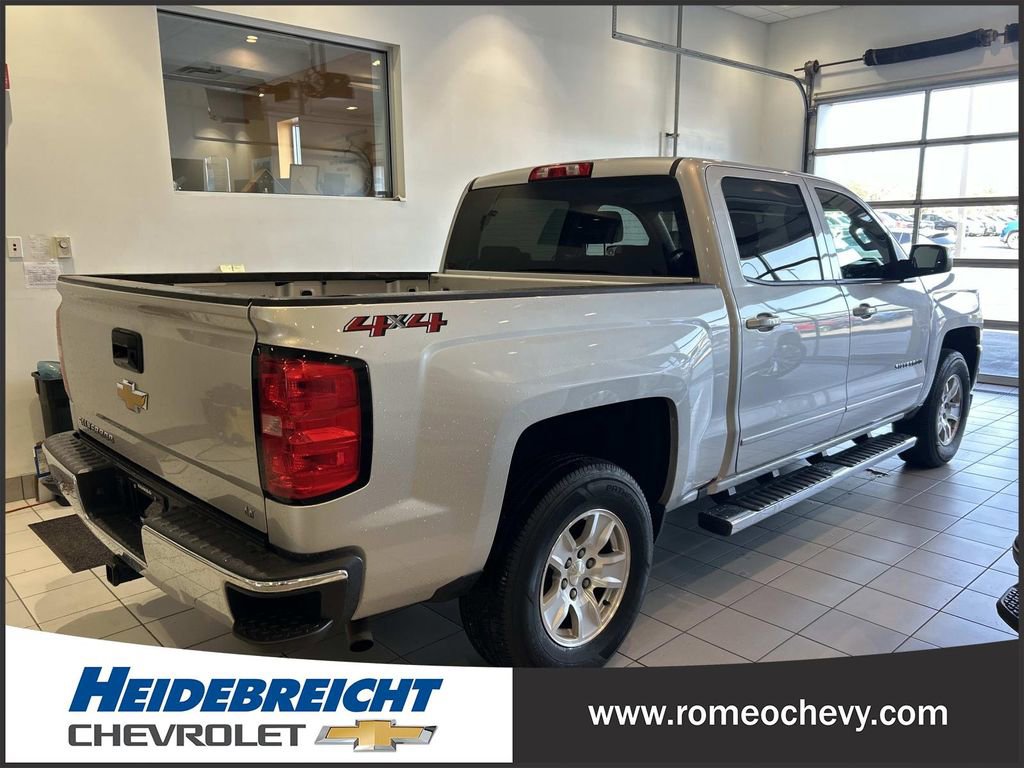 Used 2018 Chevrolet Silverado 1500 LT w/ Trailering Package AWD/4WD image 4