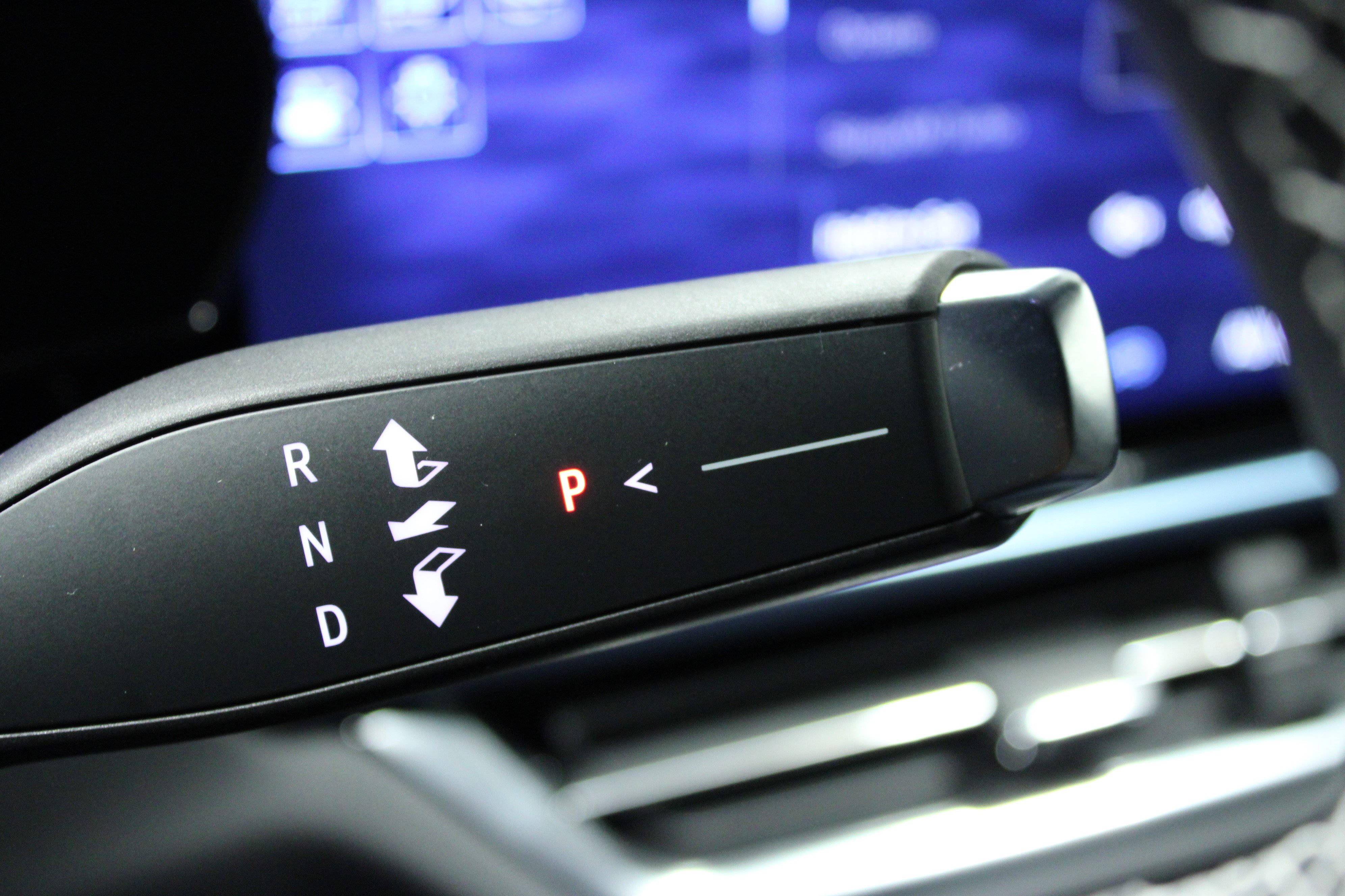 Used 2025 Chevrolet Equinox EV LT w/ Convenience Package image 23