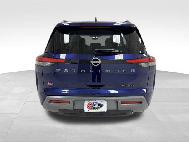 Used 2026 Nissan Pathfinder SL AWD/4WD image 3
