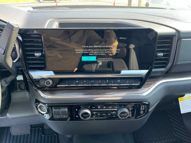 New 2026 Chevrolet Silverado 1500 LT w/ Leather Package AWD/4WD image 15