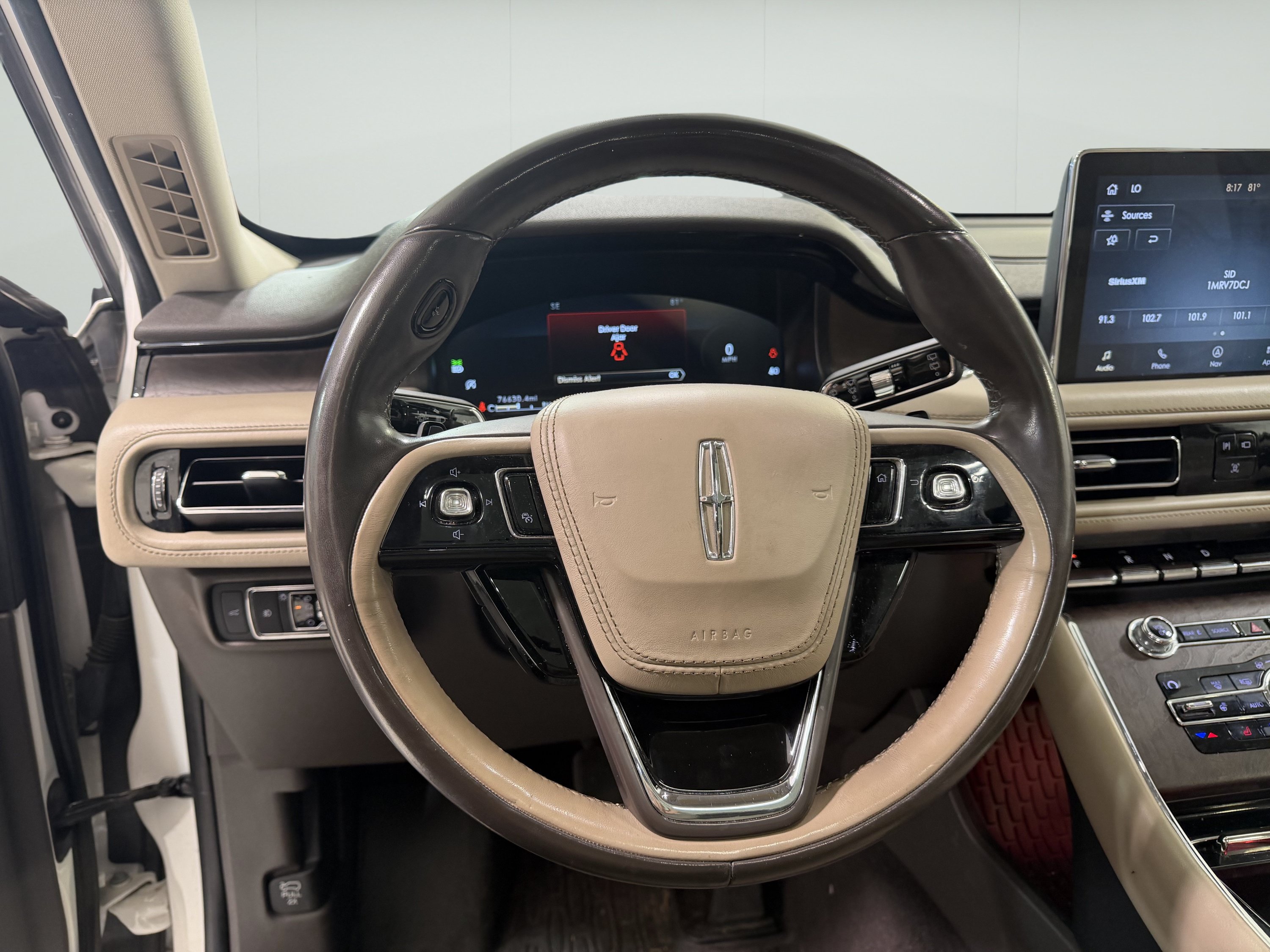 Used 2020 Lincoln Aviator Reserve w/ Equipment Group 202A AWD/4WD image 17