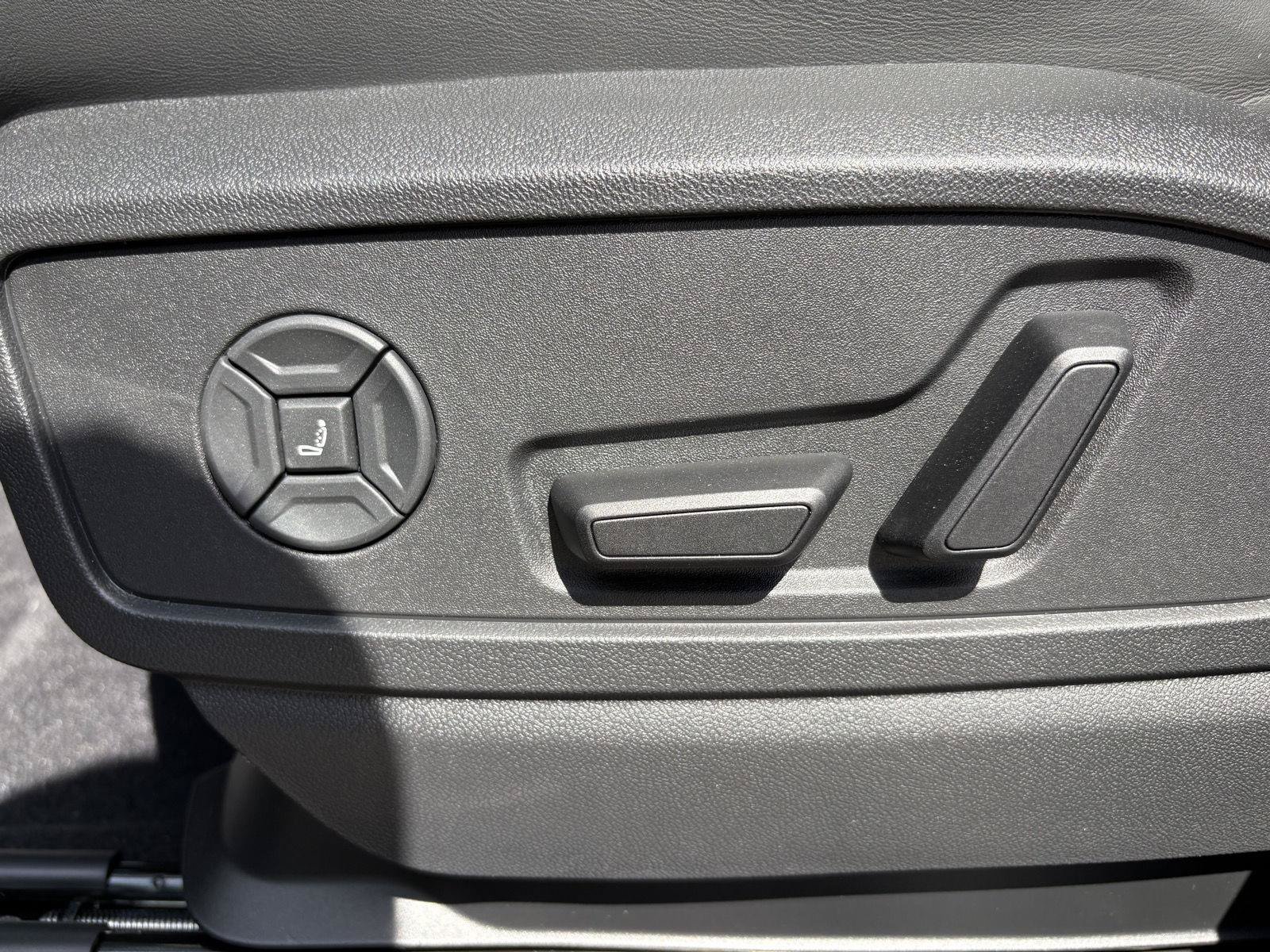 New 2026 Audi SQ5 Premium Plus AWD/4WD image 11