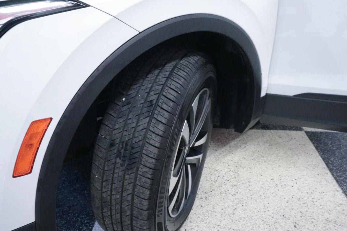 Used 2024 Volkswagen Tiguan S w/ MDO Package, Three-Row FWD image 9