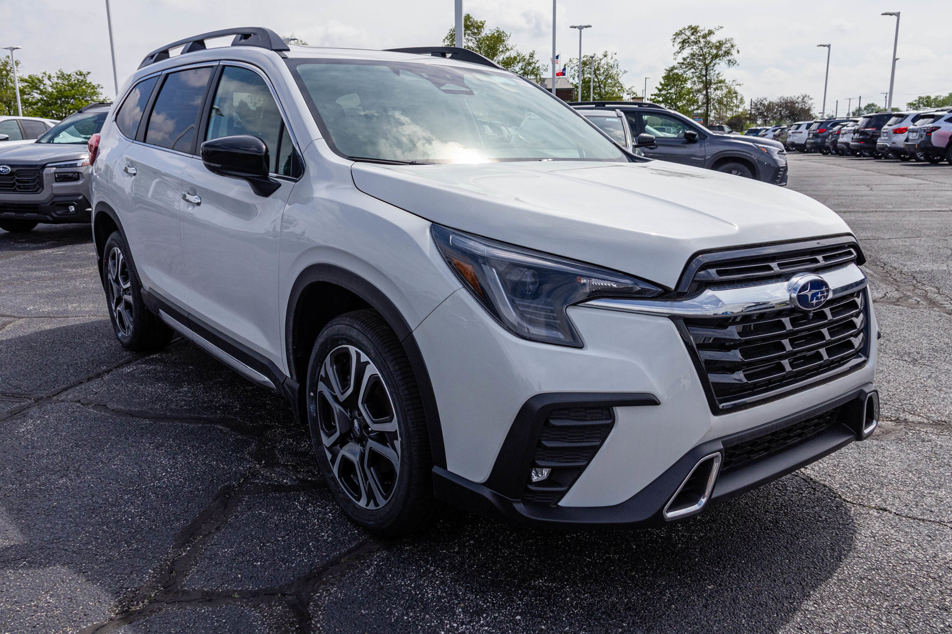 Used 2026 Subaru Ascent Touring AWD/4WD image 17