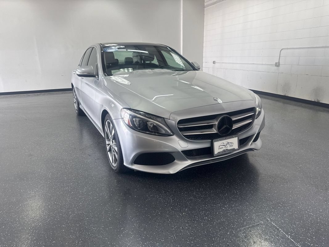 Used 2015 Mercedes-Benz C 300 4MATIC Sedan image 1
